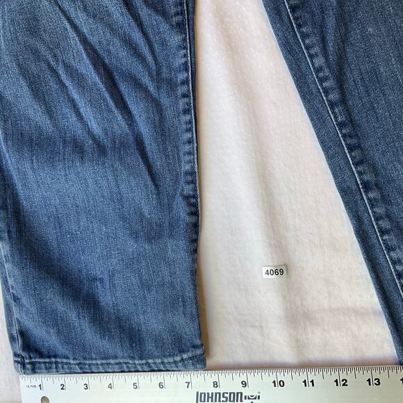 IZOD Women Cropped Jeans size 8 Blue Slim Fit Curvy Mid Rise - Picture 7 of 11